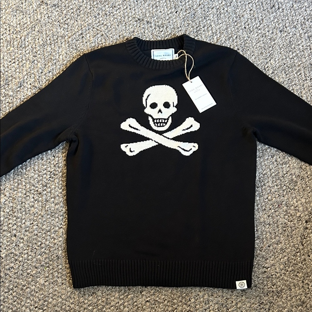 New with tags Long Wharf Black Skull and Crossbones Sweater